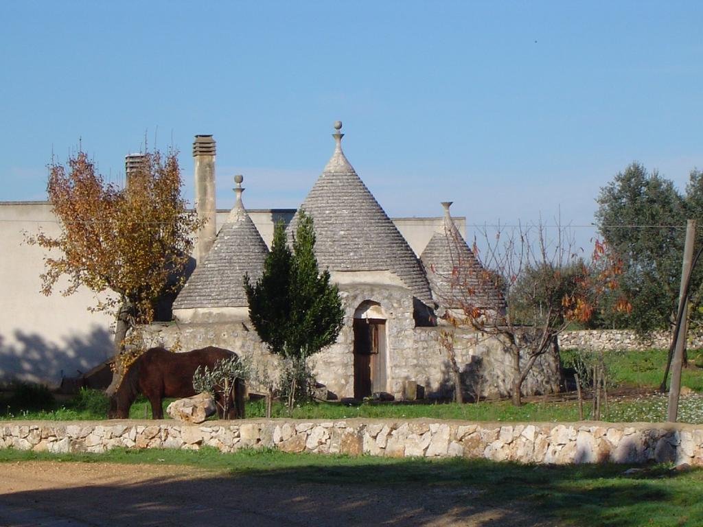 Agritria Di Umberto Anglisani Villa Остуни Екстериор снимка