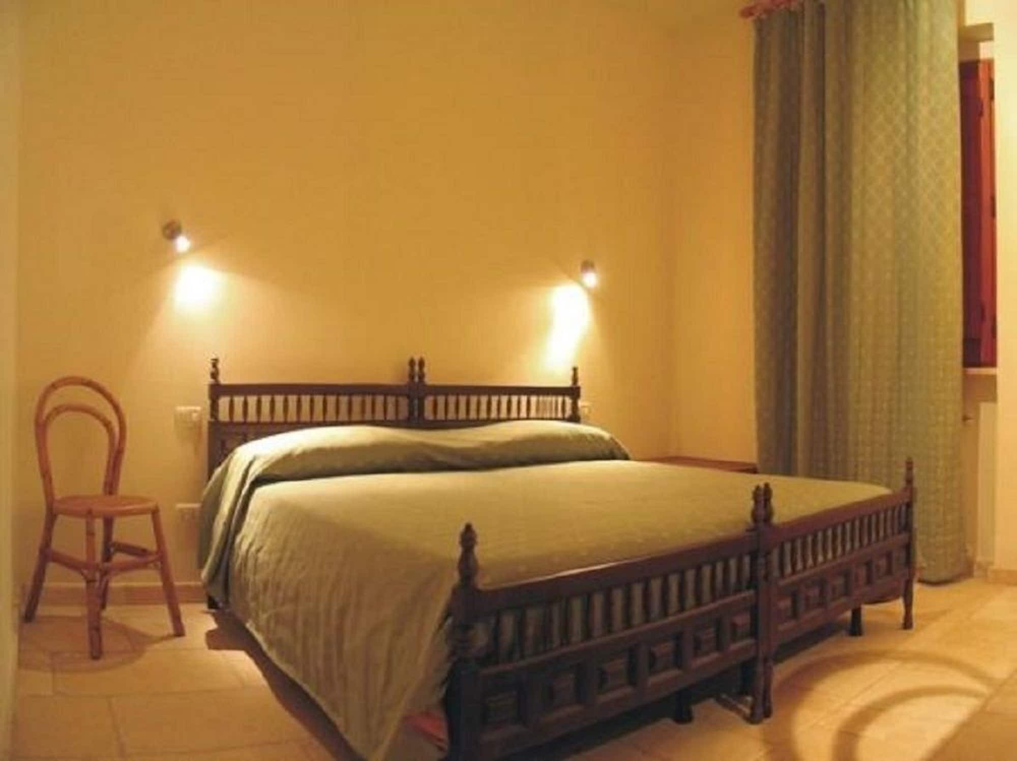 Agritria Di Umberto Anglisani Villa Остуни Екстериор снимка