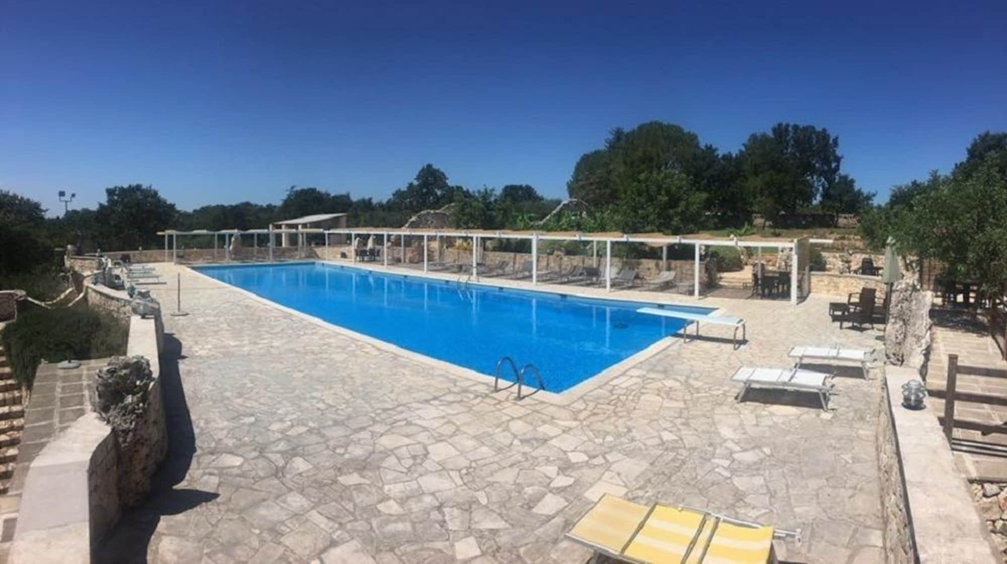 Agritria Di Umberto Anglisani Villa Остуни Екстериор снимка